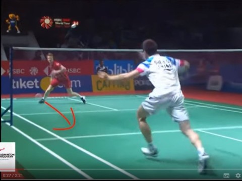 Khoảnh khắc chấn thương nghiêm trọng của Shi Yuqi tại giải Indonesia Open 2019