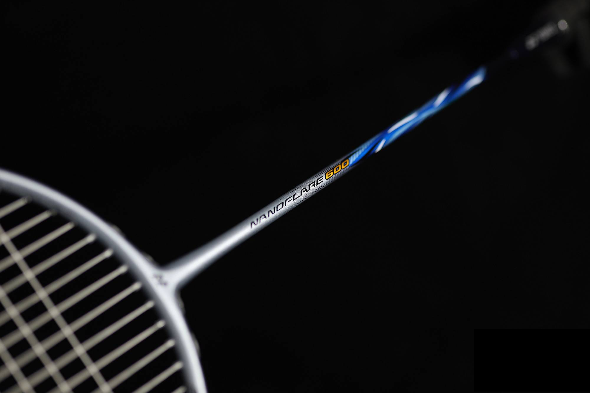 Thân vợt Yonex FN600